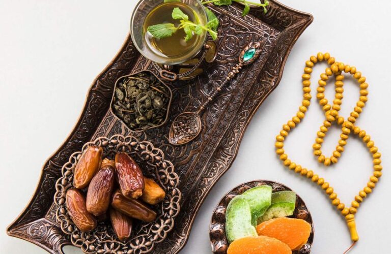 kedai kurma